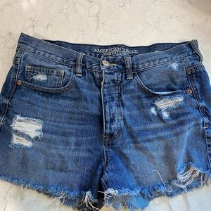 Excellent condition American Eagle ripped jean shorts size 8